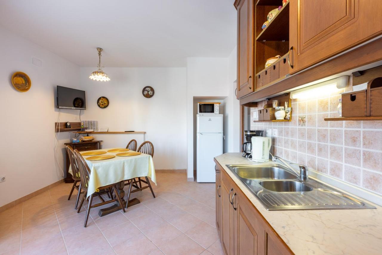 Apartments Villa Mavero Banjole Luaran gambar